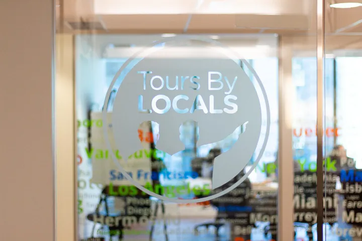 Window Graphics (frosted / one-way vision / vinyl)